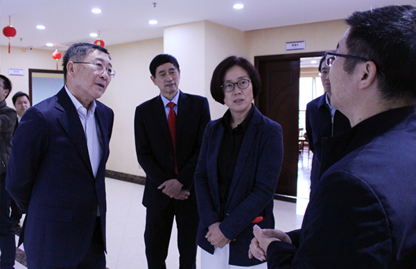 江西省委常委、贛州市委書記吳忠瓊蒞臨我司調研指導工作